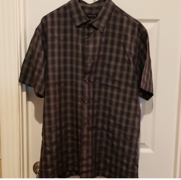 Mens button up casual shirt - Picture 3 of 4